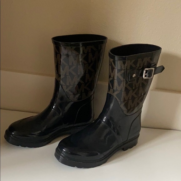 Michael Kors rain boots size 7 - Picture 2 of 8
